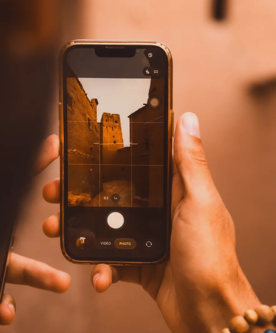 Photo d'une ruelle du ksar d'Aït Ben Haddou prise avec un téléphone portable