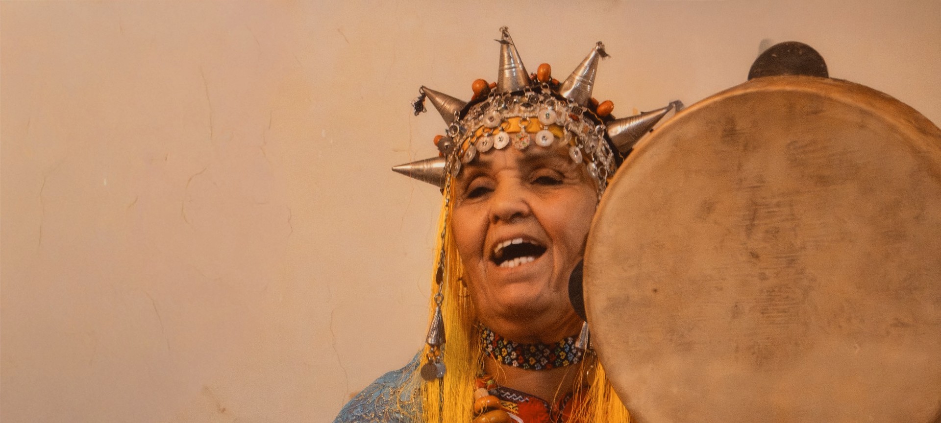 conte-amazigh-portrait-ija-bendir 3x