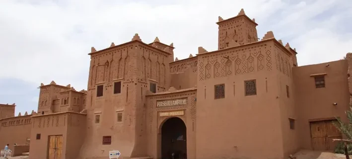 Façade de la kasbah Amridil en pisé à Skoura, que faire à Skoura