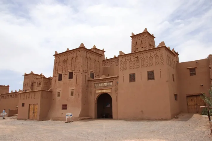 Façade de la kasbah Amridil en pisé à Skoura, que faire à Skoura
